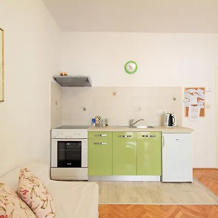 Brunor Apartman *